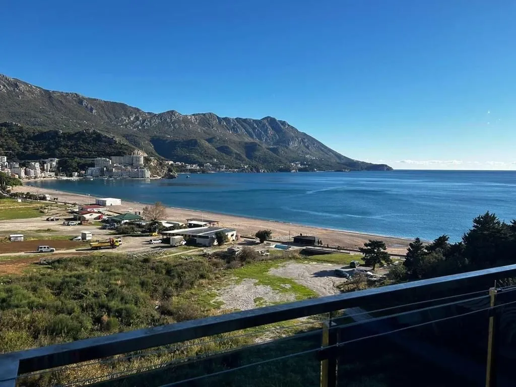 Prodaja, dvosoban stan, 88m², Bečići, Budva