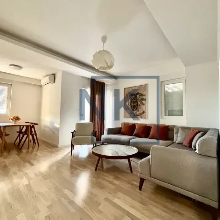 Prodaja, dvosoban stan, 67m², Centar, Podgorica