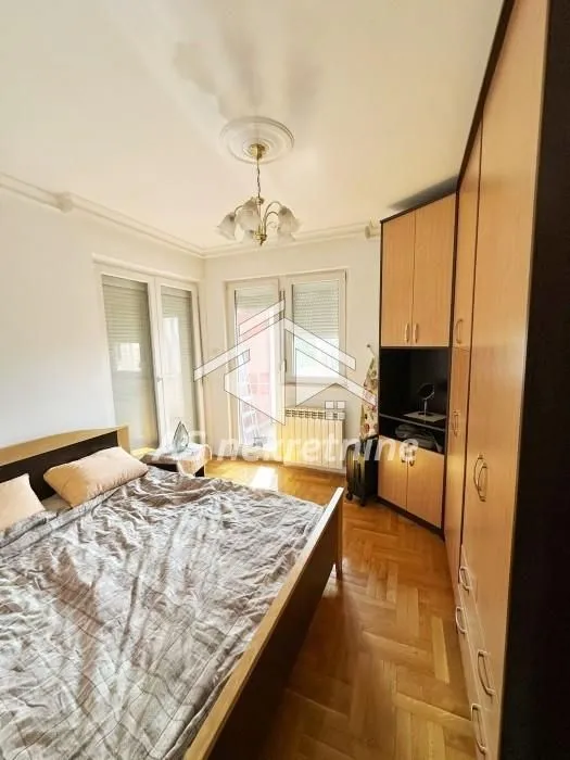 Izdavanje, trosoban stan, 60m², Brace Jerković, Voždovac Sve Podlokacije