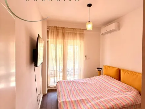 Rent, two bedroom apartment, 70m², Preko Morače, Podgorica - image 7
