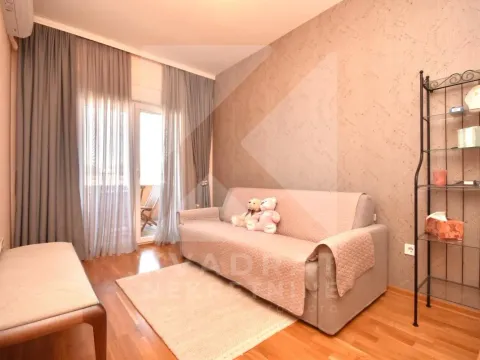 Prodaja, trosoban stan, 87m², Tuški Put, Podgorica - image 9