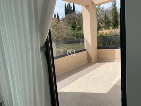 Rent, two bedroom apartment, 80m², Gradiošnica, Tivat - image 9