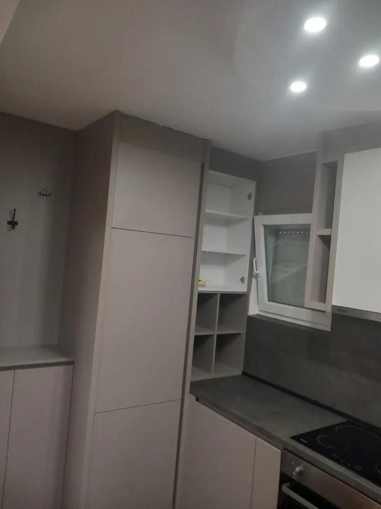 Izdavanje, dvosoban stan, 85m², Gorica C, Podgorica