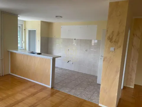 Prodaja, četvorosoban stan, 108m², Palilula, Niš - image 3