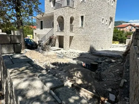 Sale, house, 500m², Donja Lastva, Tivat - image 6