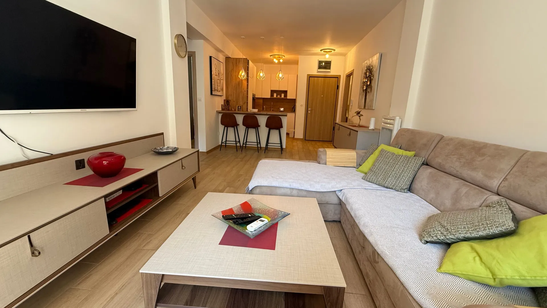 Rent, two bedroom apartment, 65m², Babin Do, Budva
