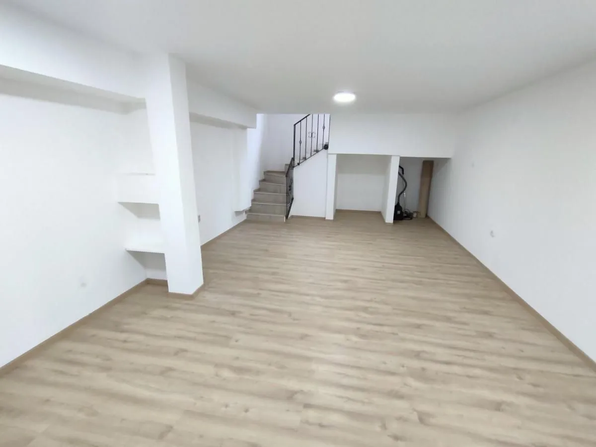 Sale, office space, 63m², Sajmište, Novi Sad