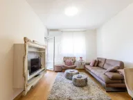 Izdavanje, jednosoban stan, 46m², New City, Podgorica