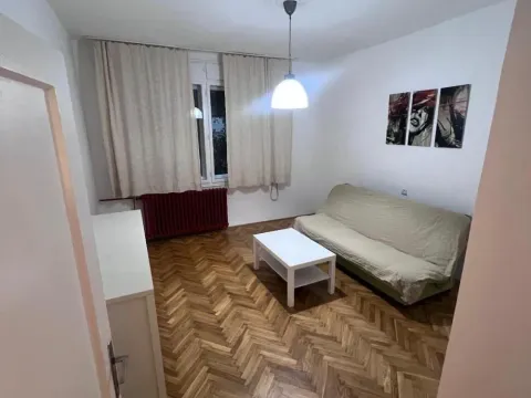 Izdavanje, trosoban stan, 55m², Savski Venac, Beograd - image 7