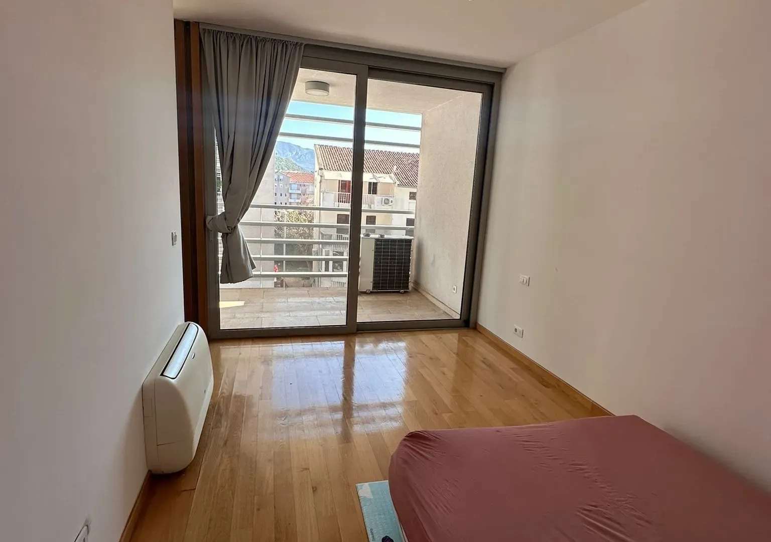 Sale, two bedroom apartment, 85m², Rozino, Budva