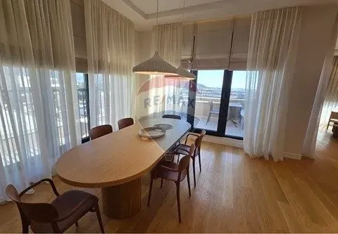 Izdavanje, trosoban stan, 140m², Kruševac, Podgorica - image 25