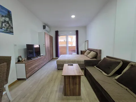 Sale, studio apartment, 36m², Budva, Crna Gora - image 19