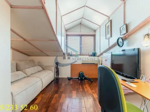 Prodaja, trosoban stan, 110m², Stari Grad, Beograd - image 12