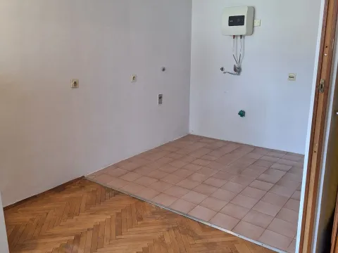Prodaja, dvosoban stan, 70m², Zabjelo, Podgorica - image 3