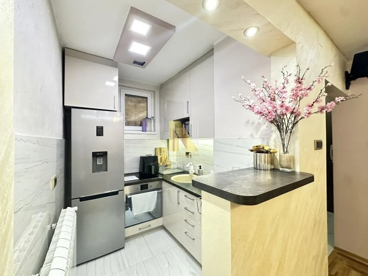 Prodaja, dvosoban stan, 42m², Kej, Novi Sad Sve Podlokacije