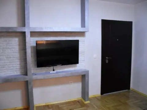 Izdavanje, stan, 80m², Dubovica, Budva - image 9