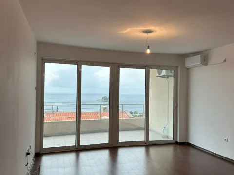 Sale, one bedroom apartment, 85m², Petrovac, Budva - image 14