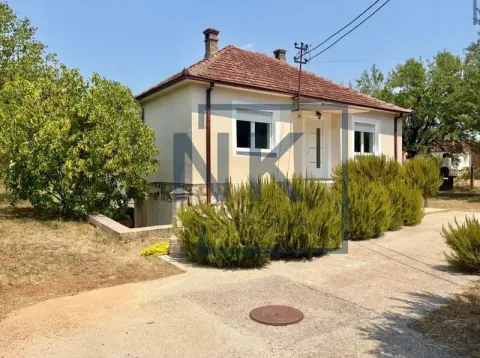 Rent, house, 125m², Ibričevina, Podgorica - image 1