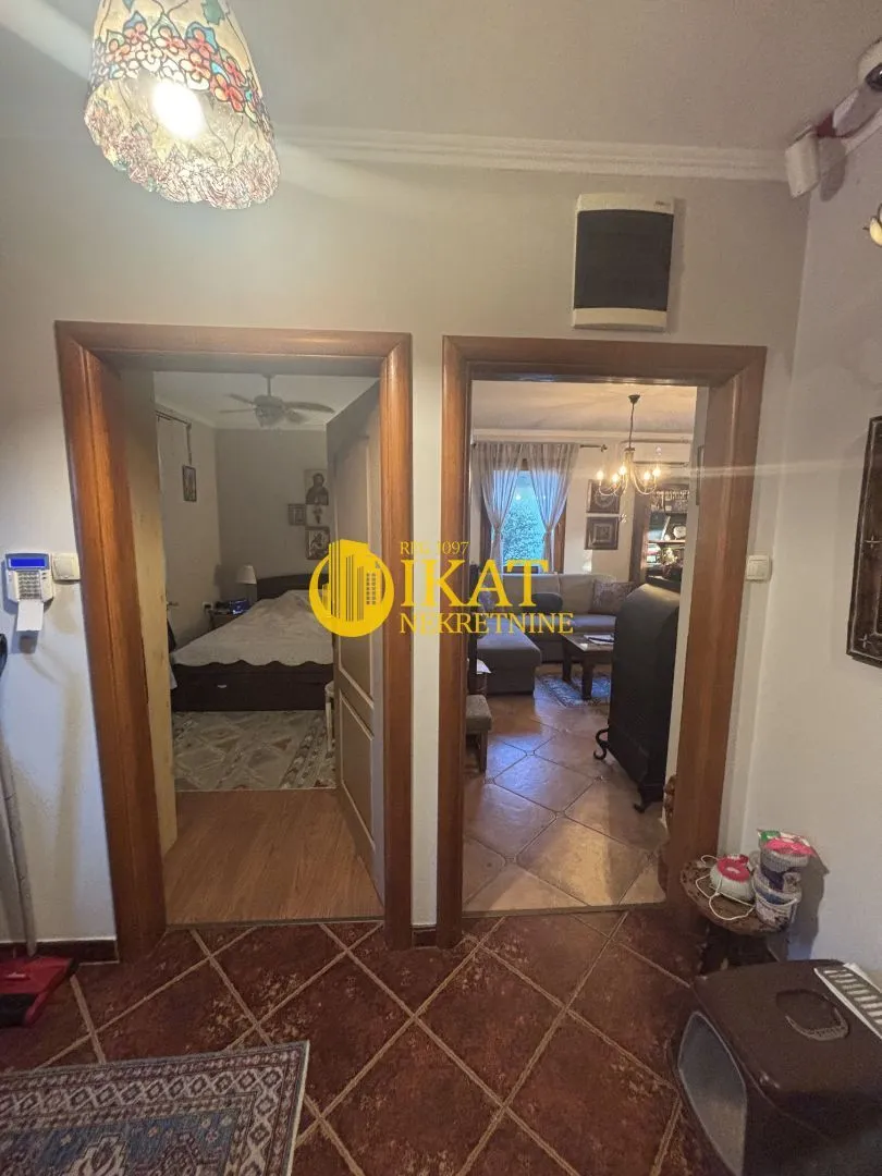 Prodaja, kuća, 157m², Radiofar, Surčin