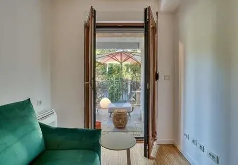 Prodaja, dvosoban stan, 99m², Gorica C, Podgorica - image 2