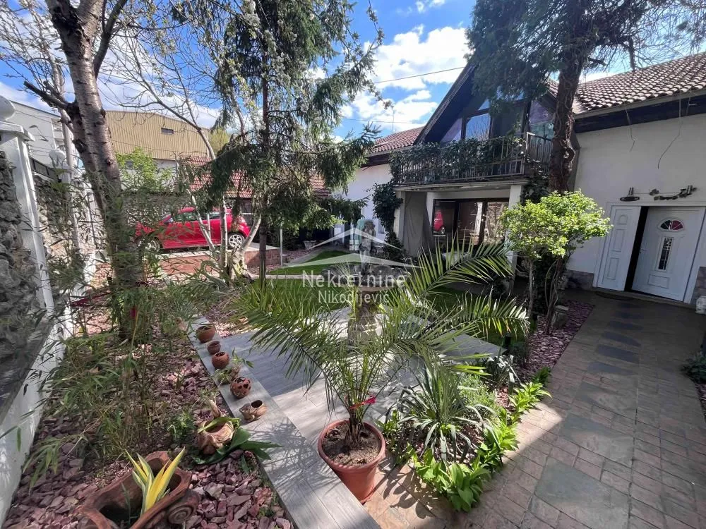 Izdavanje, kuća, 136m², Cvetkova Pijaca, Zvezdara Sve Podlokacije