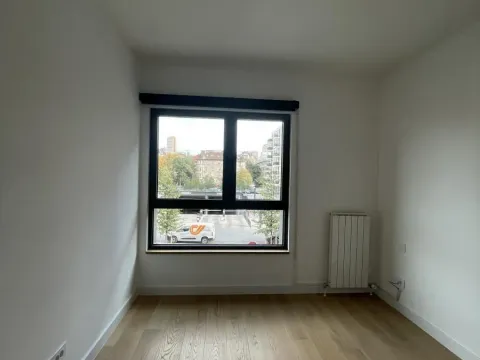 Izdavanje, trosoban stan, 80m², Savski Venac, Beograd - image 7