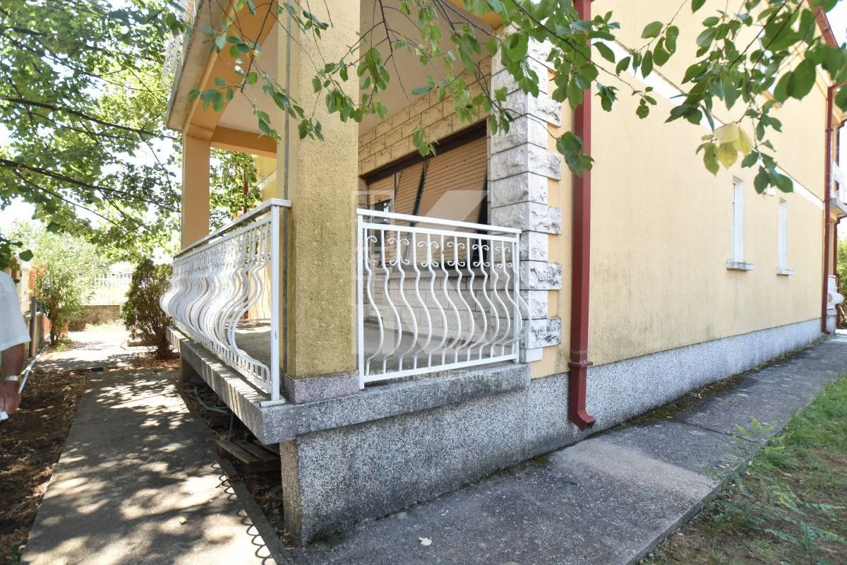 Sale, house, 240m², Dahna, Podgorica
