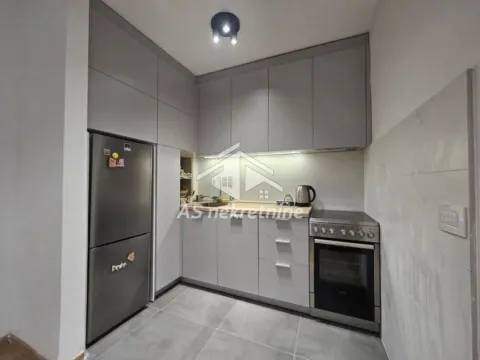 Izdavanje, kuća, 124m², Slavija, Vračar Sve Podlokacije - image 5