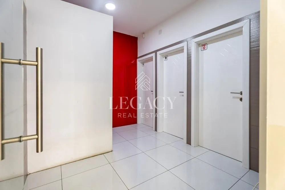 Rent, office space, 179m², Stari Grad, Beograd