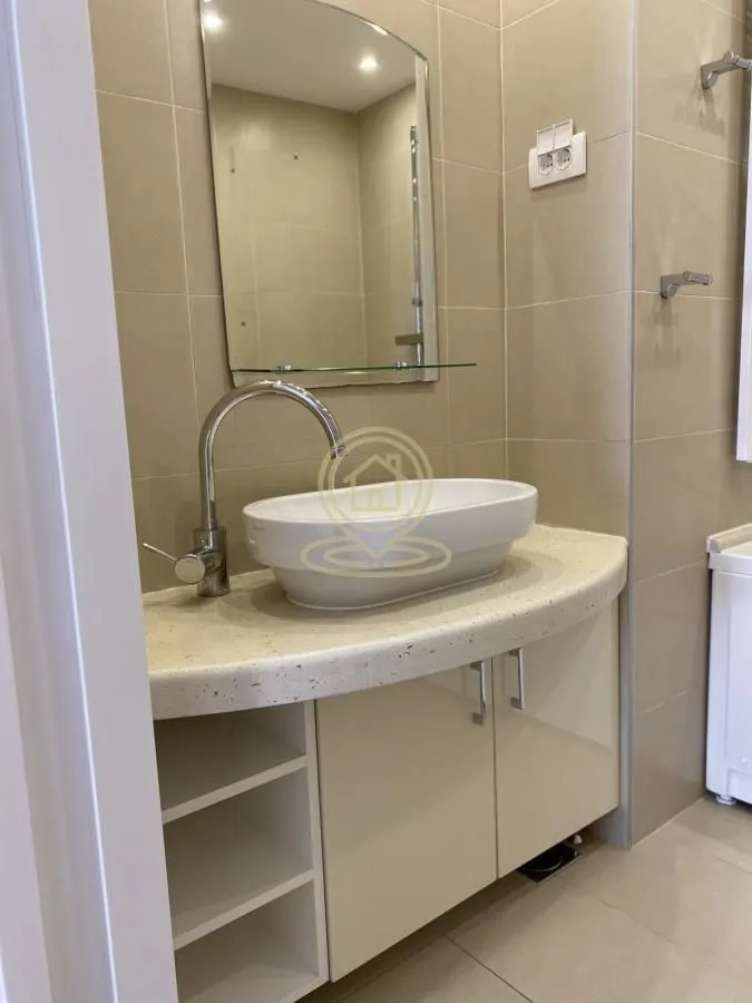 Izdavanje, trosoban stan, 58m², Bulbulder, Zvezdara Sve Podlokacije