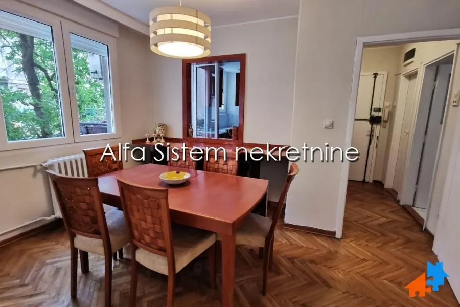 Rent, two bedroom apartment, 60m², Stari Grad, Beograd