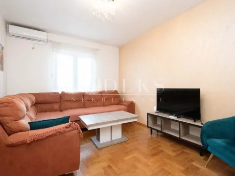 Prodaja, dvosoban stan, 79m², Stari Aerodrom, Podgorica - image 2