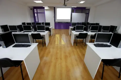 Rent, office space, 500m², Adamovićevo Naselje, Novi Sad Sve Podlokacije - image 2