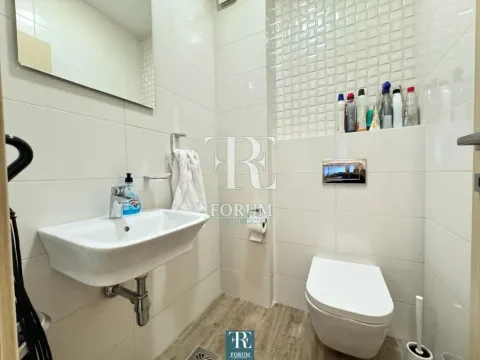 Rent, two bedroom apartment, 75m², City Kvart, Podgorica - image 12