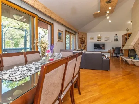 Sale, three bedroom apartment, 136m², Podgorica, Crna Gora - image 3