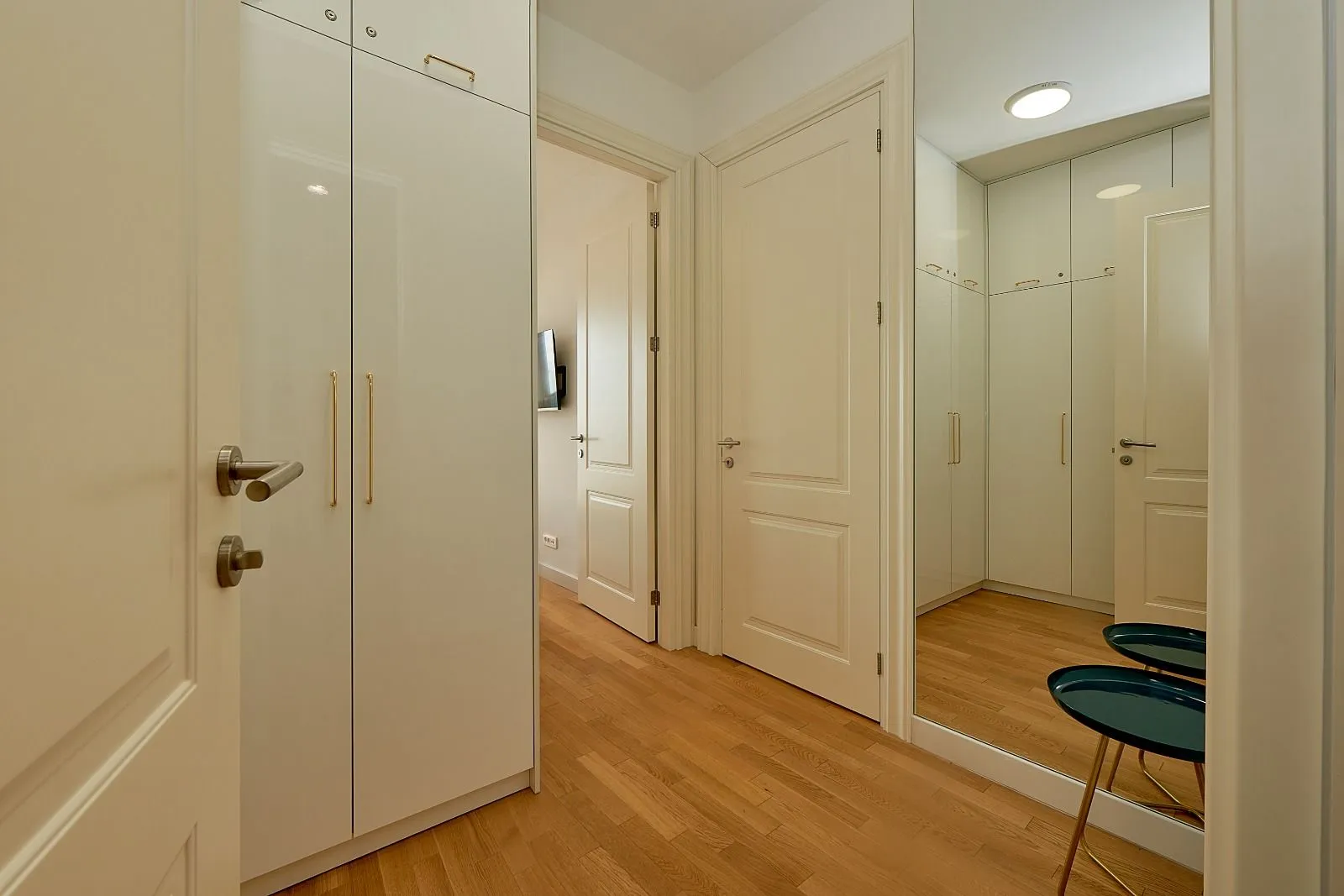 Sale, two bedroom apartment, 67m², Bečići, Budva