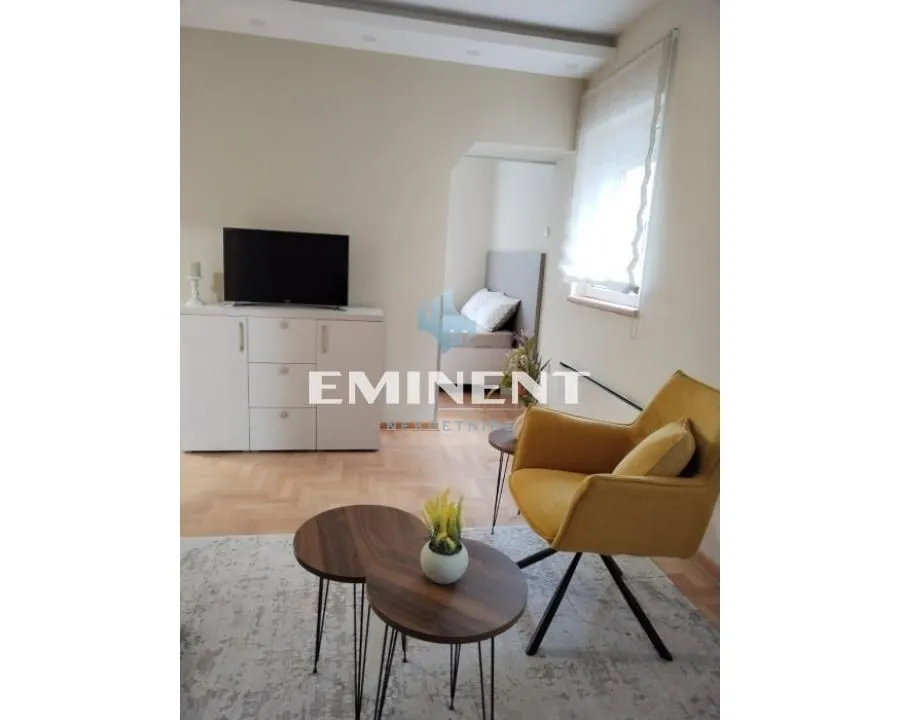 Rent, two bedroom apartment, 54m², Vračar Hram, Vračar Sve Podlokacije