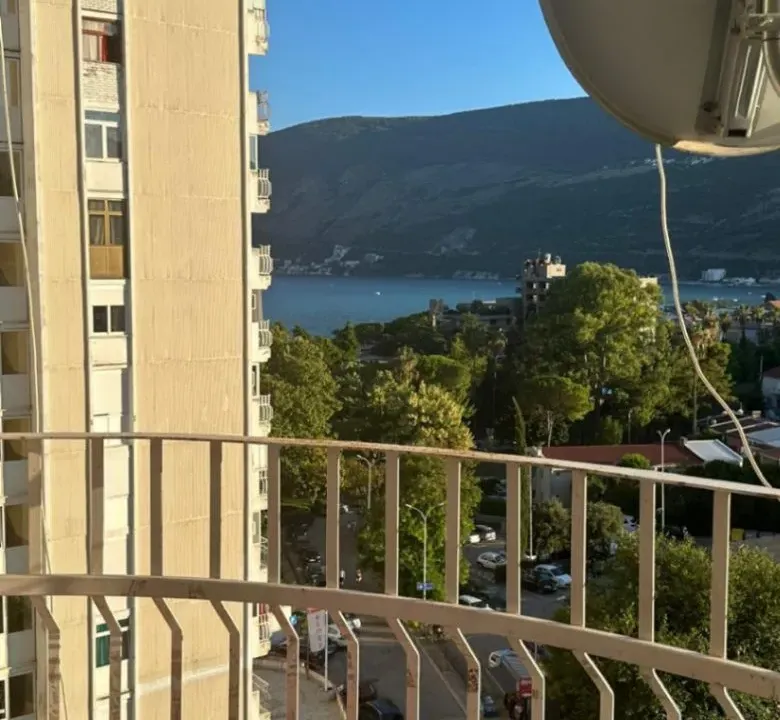 Sale, two bedroom apartment, 65m², Igalo, Herceg Novi