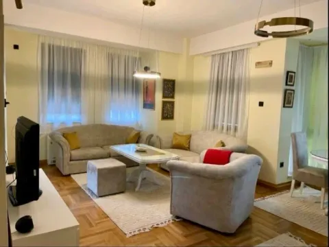 Izdavanje, dvosoban stan, 76m², Centar, Podgorica - image 6