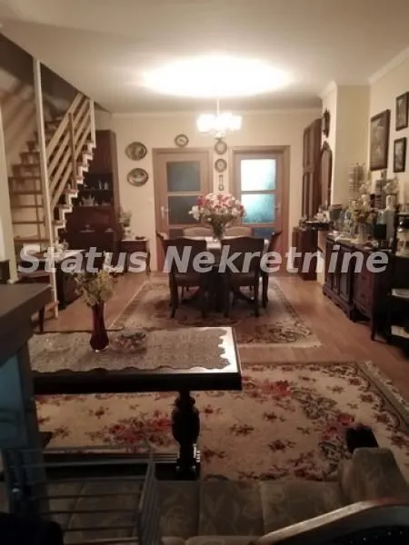 Prodaja, kuća, 113m², Kać, Novi Sad Sve Podlokacije