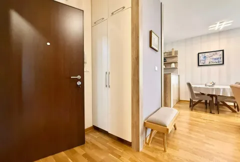 Prodaja, dvosoban stan, 63m², City Kvart, Podgorica - image 5