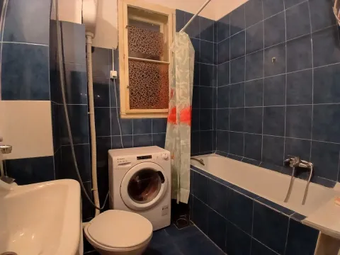 Izdavanje, trosoban stan, 80m², Cvetni Trg, Vračar Sve Podlokacije - image 5