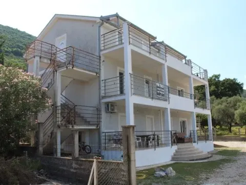 Prodaja, stan, 360m², Herceg Novi, Crna Gora - image 2
