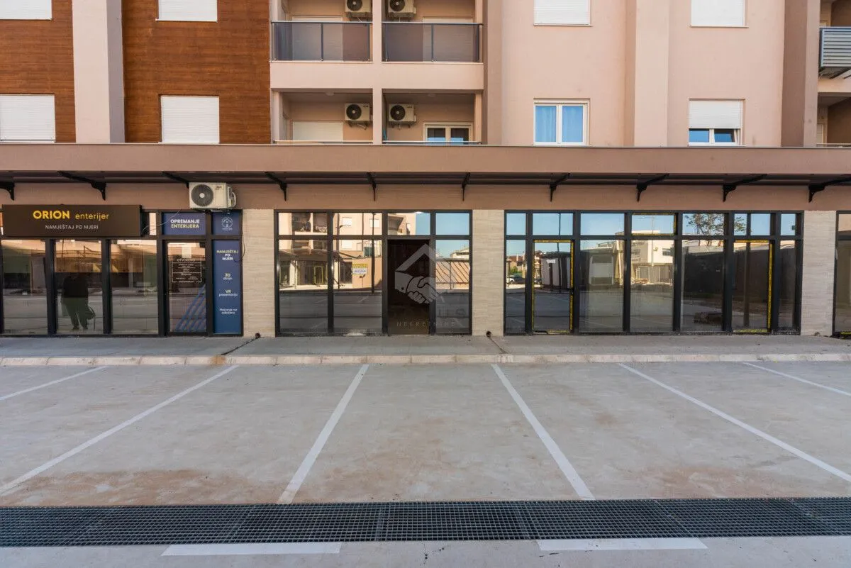 Rent, office space, 50m², Stari Aerodrom, Podgorica