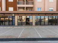 Izdavanje, poslovni prostor, 50m², Stari Aerodrom, Podgorica - image 7