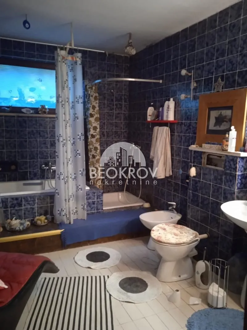 Sale, house, 400m², Kaludjerica, Grocka