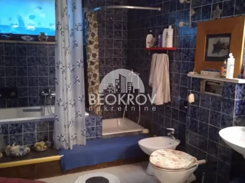 Prodaja, kuća, 400m², Kaludjerica, Grocka - image 9