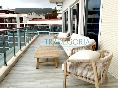 Prodaja, trosoban stan, 200m², Bečići, Budva - image 9