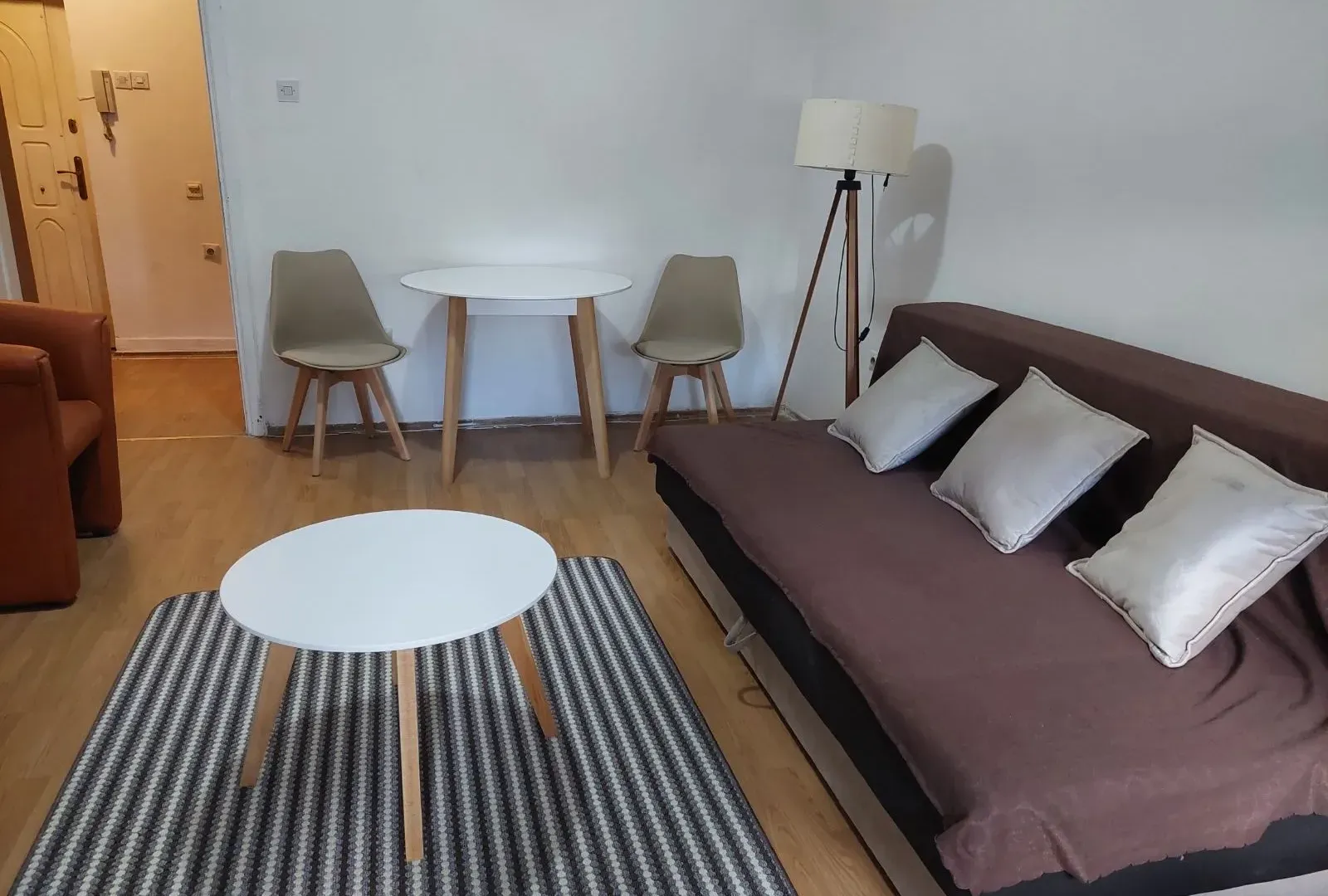 Izdavanje, jednosoban stan, 28m², Centar, Podgorica