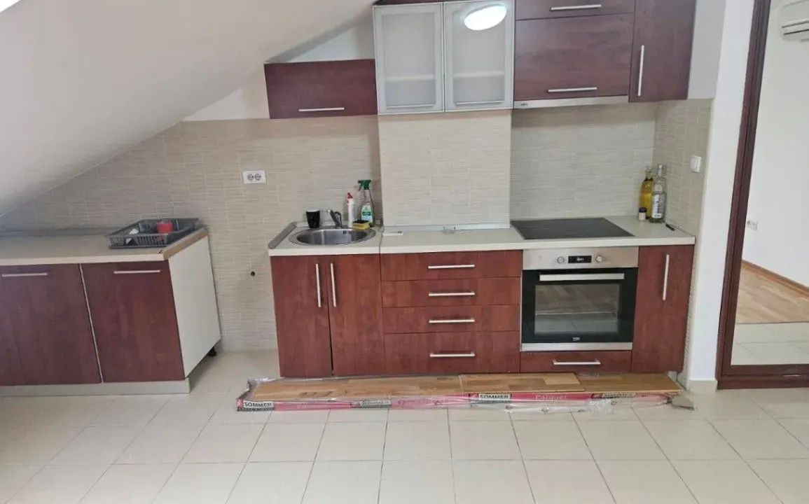 Izdavanje, jednosoban stan, 49m², Momišići, Podgorica